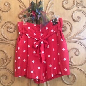 NWT NY&Co 7th Avenue Bermuda Shorts Coral & White